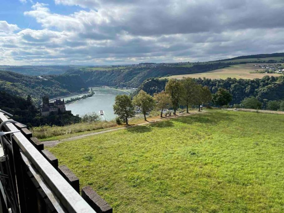 #1 Studioapartment Mit Loreleyblick Direkt An Der Schoensten Etappe Des Rheinsteigs Patersberg Esterno foto